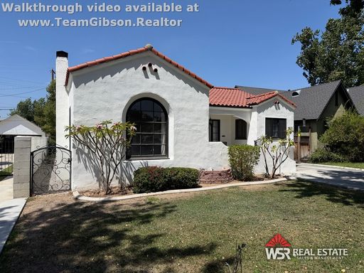 Vintage Home For Rent - 3 Bedroom - 2 Bathroom - Front House – photo 1