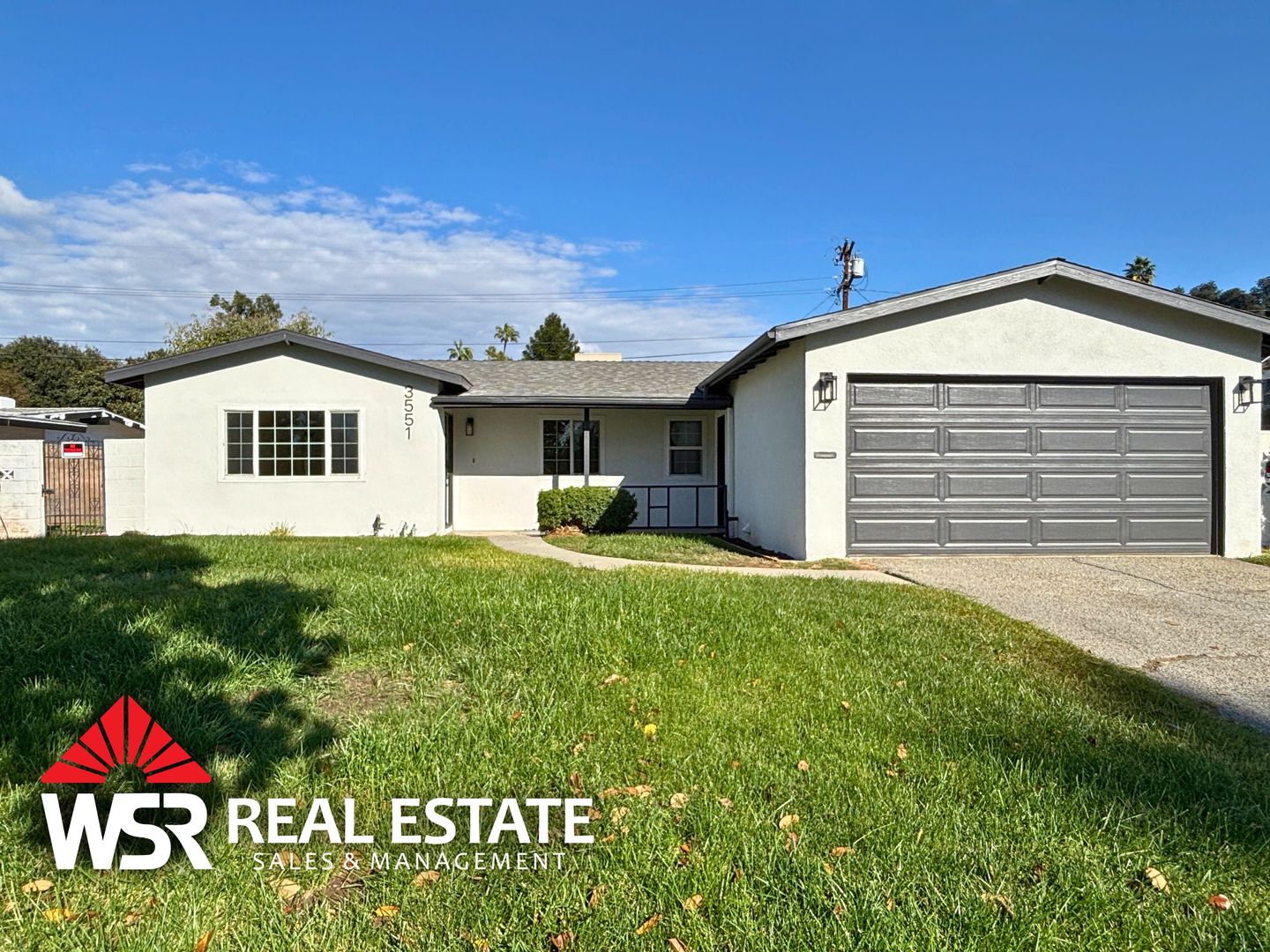 Riverside House: 3551 Brynhurst Dr.