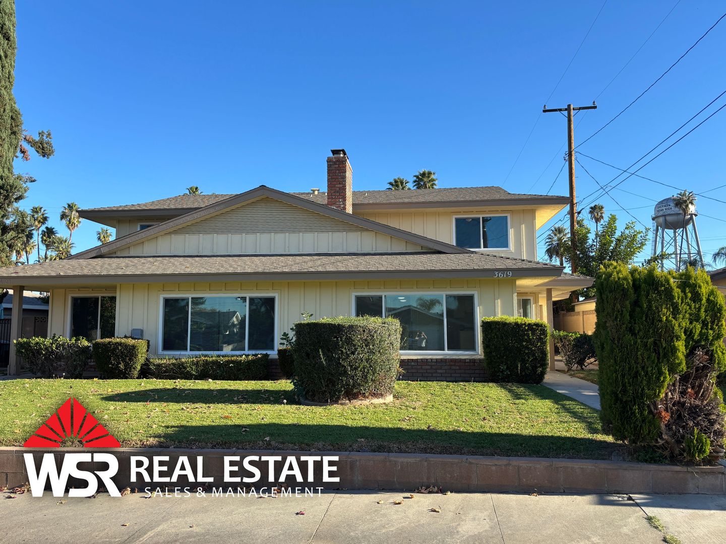 Riverside Apartment: 3619,3621  Wilbur