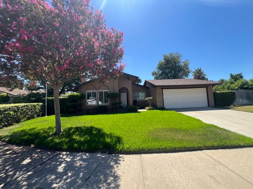 Charming 4-Bedroom Home in Riverside's Desirable Victoria Neighborhood! – photo 1