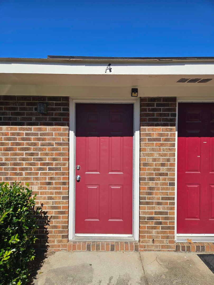 Spring Lake Apartment: 503 Lake Avenue