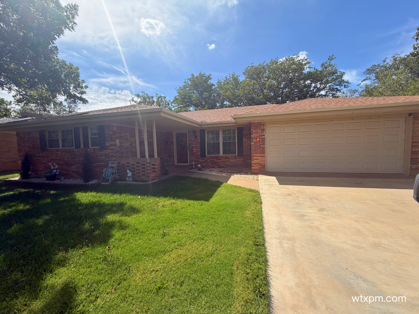 Amarillo House: 3404 Royal Rd