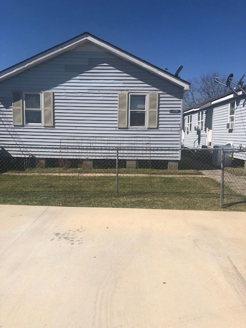 New Orleans Apartment: 521-527 Wagner St