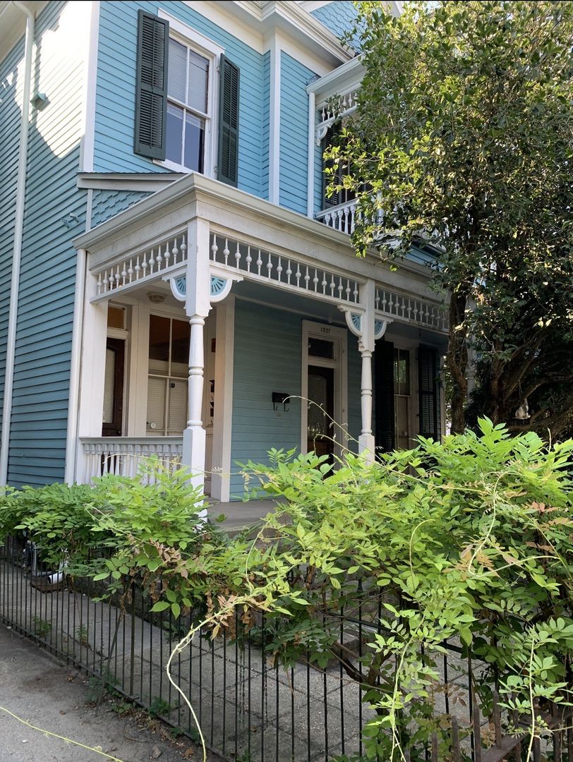 New Orleans Apartment: 1027 Second St