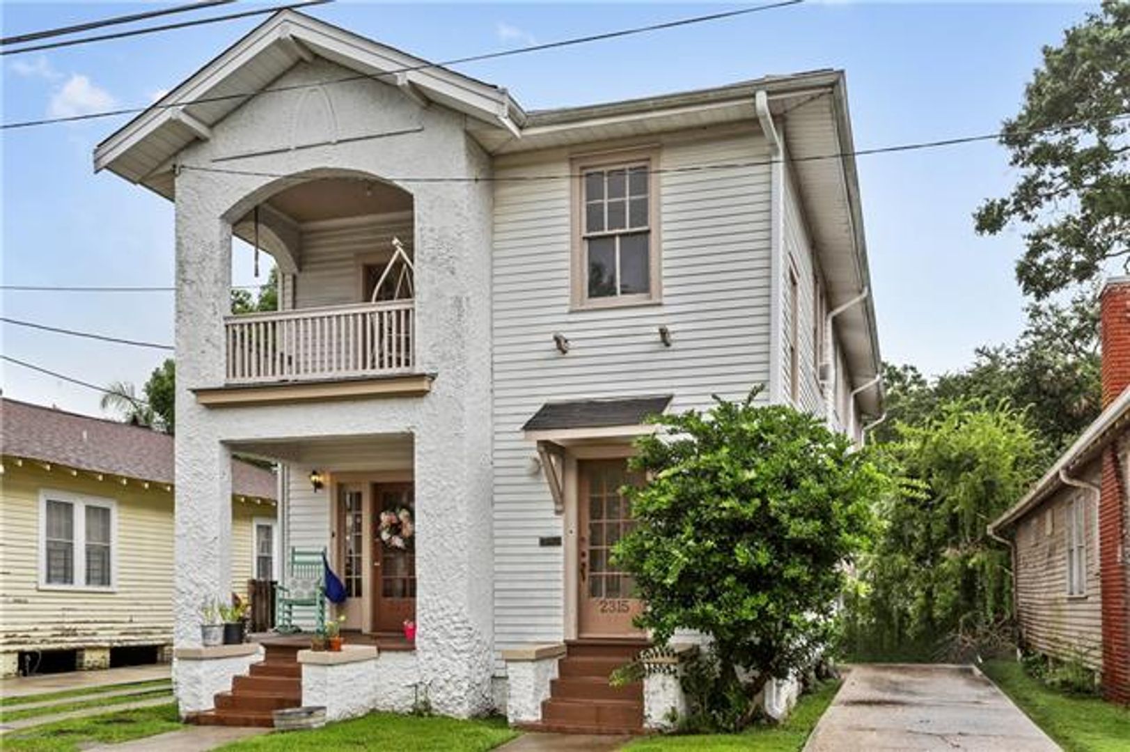 New Orleans Apartment: 2315-17 Wirth Pl