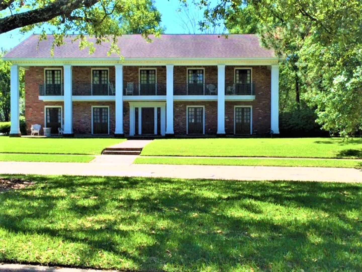Baton Rouge House: 7656 Rienzi Blvd.