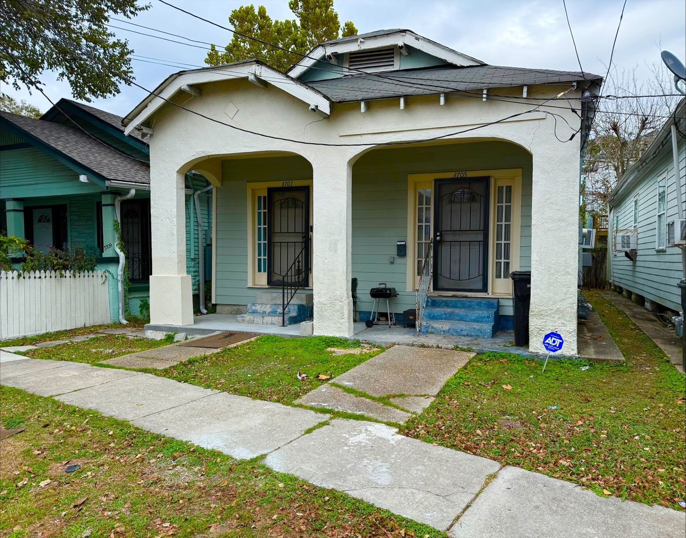 New Orleans Apartment: 3705/3707 Delachaise St