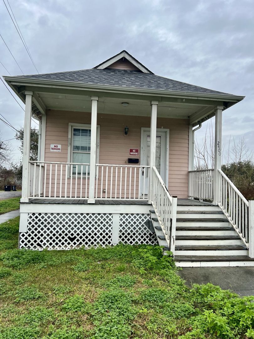 New Orleans House: 2400 Mazant St