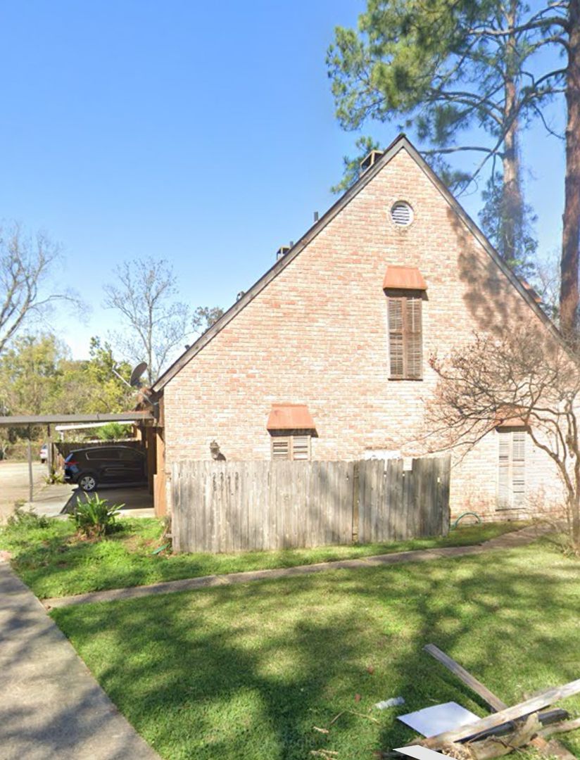 Baton Rouge Townhome: 272 Steele Blvd