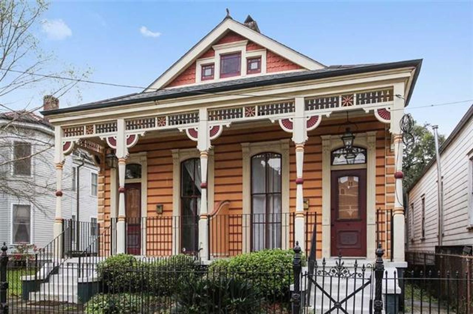 New Orleans Apartment: 227-229 Bermuda St.