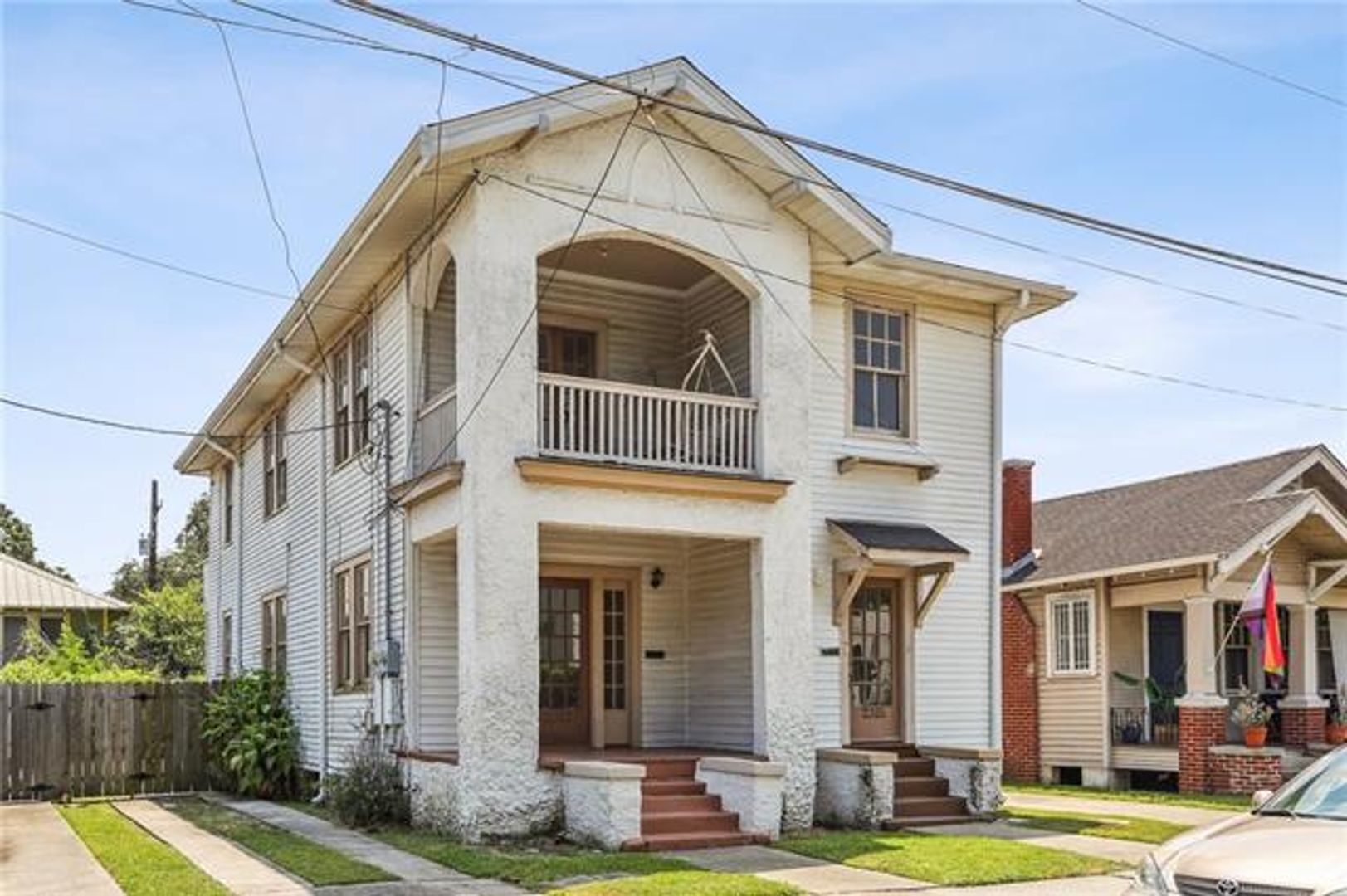 New Orleans Apartment: 2315-17 Wirth Pl