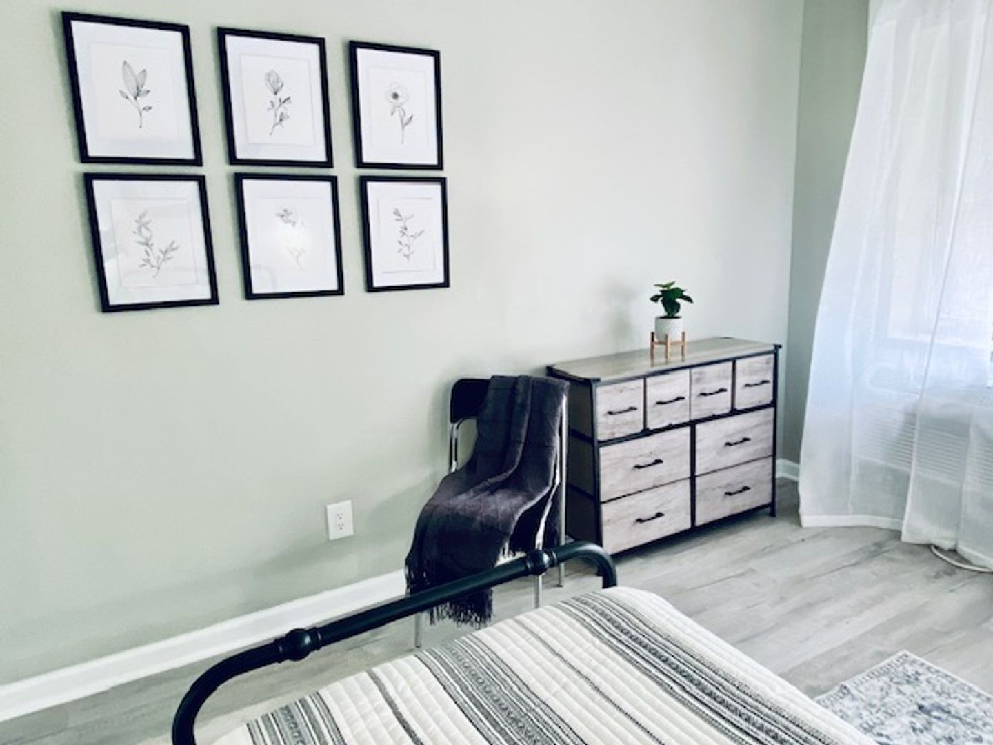 Charleston Apartment: 1607 Bigley Ave