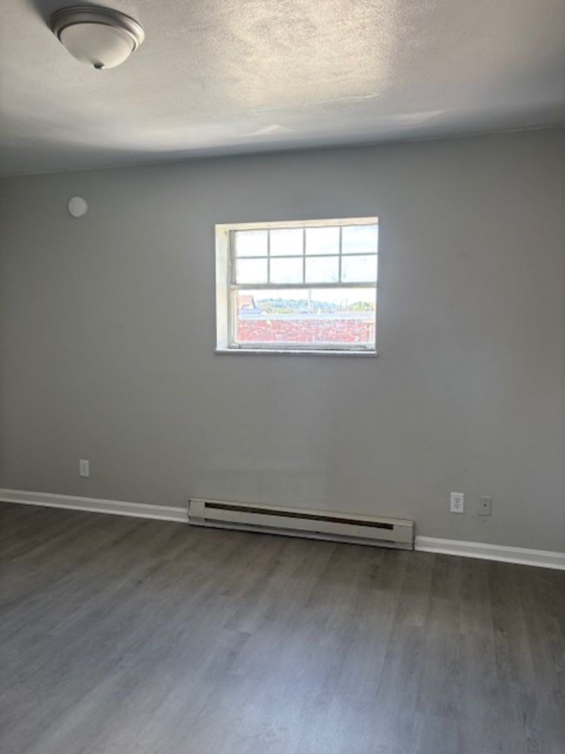 Charleston Apartment: 1607 Bigley Ave