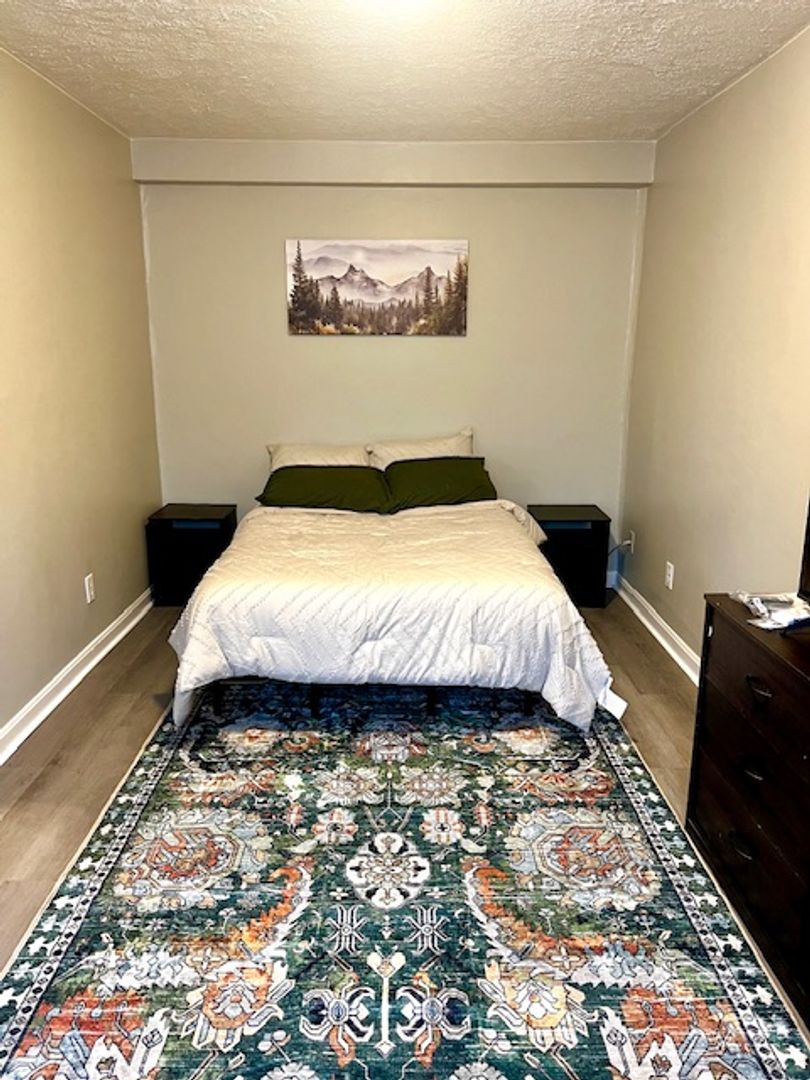 Charleston Apartment: 1607 Bigley Ave