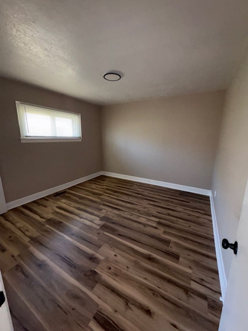 Charleston Apartment: 1607 Bigley Ave