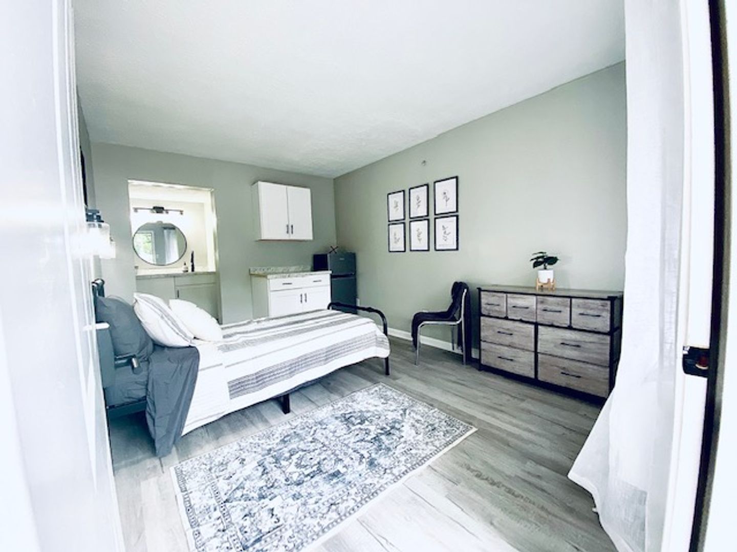 Charleston Apartment: 1607 Bigley Ave