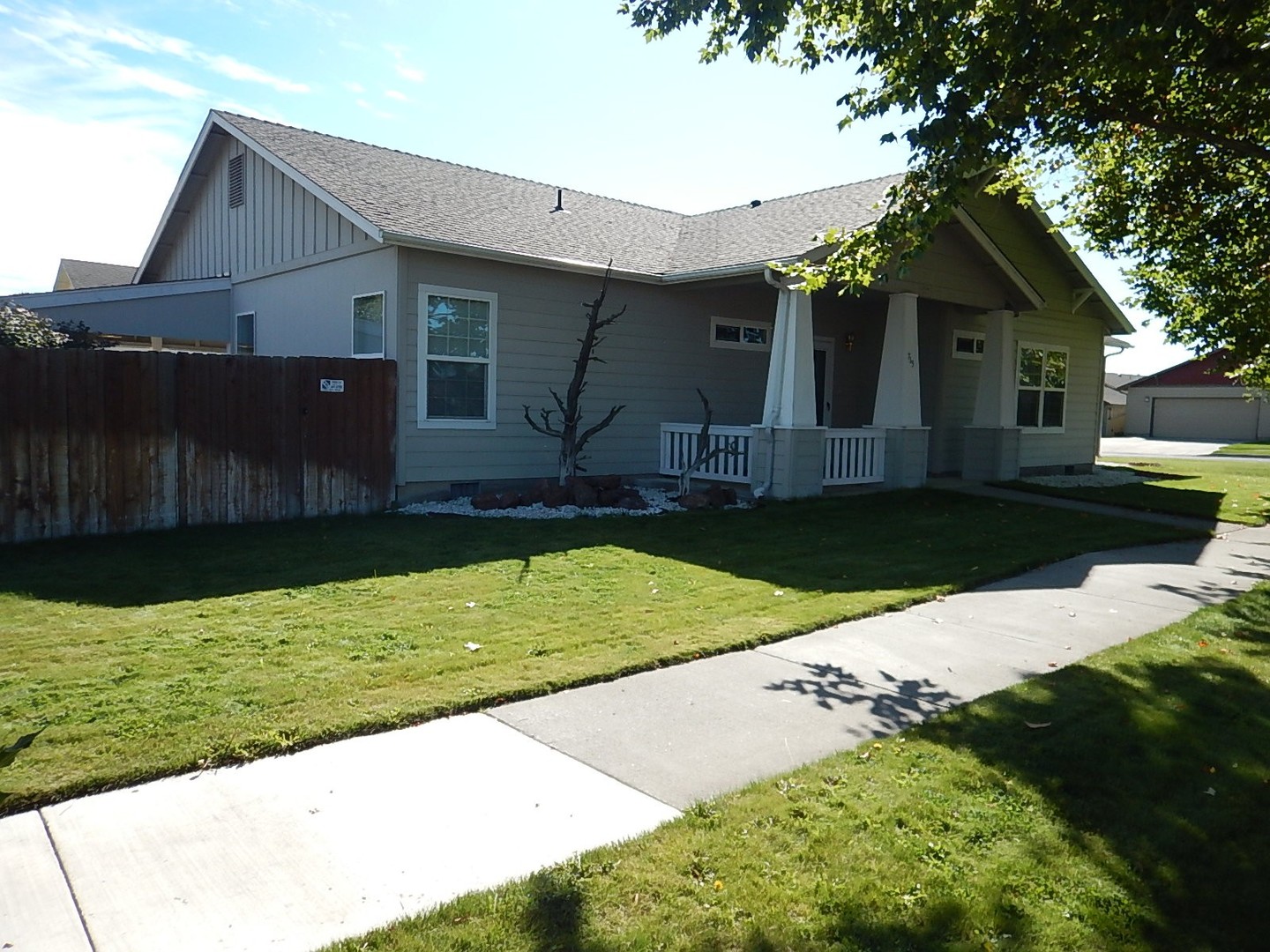 Prineville House: 715 NE Fieldstone Court