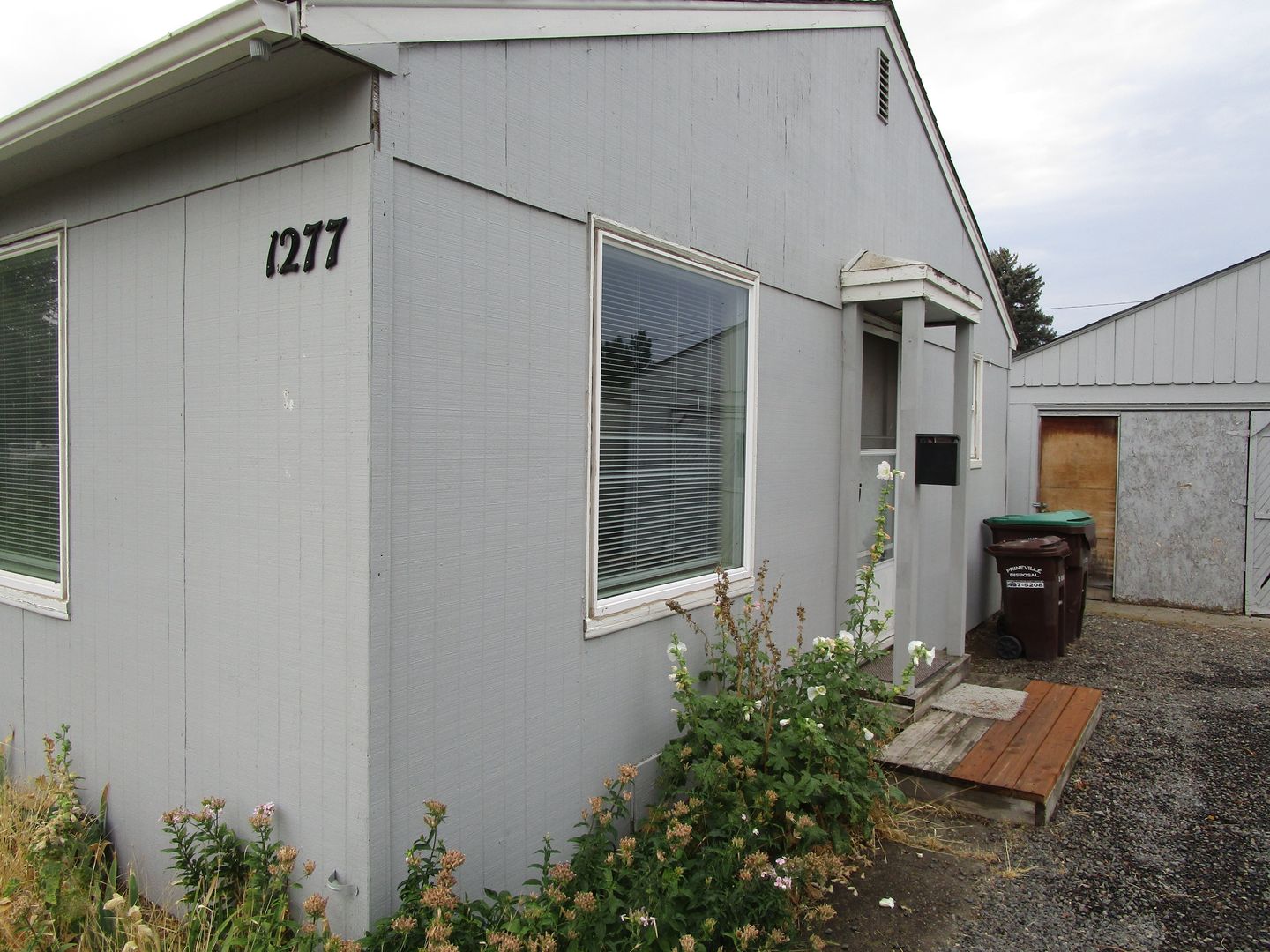 Prineville Apartment: 1275 & 1277 NE McRae Ct