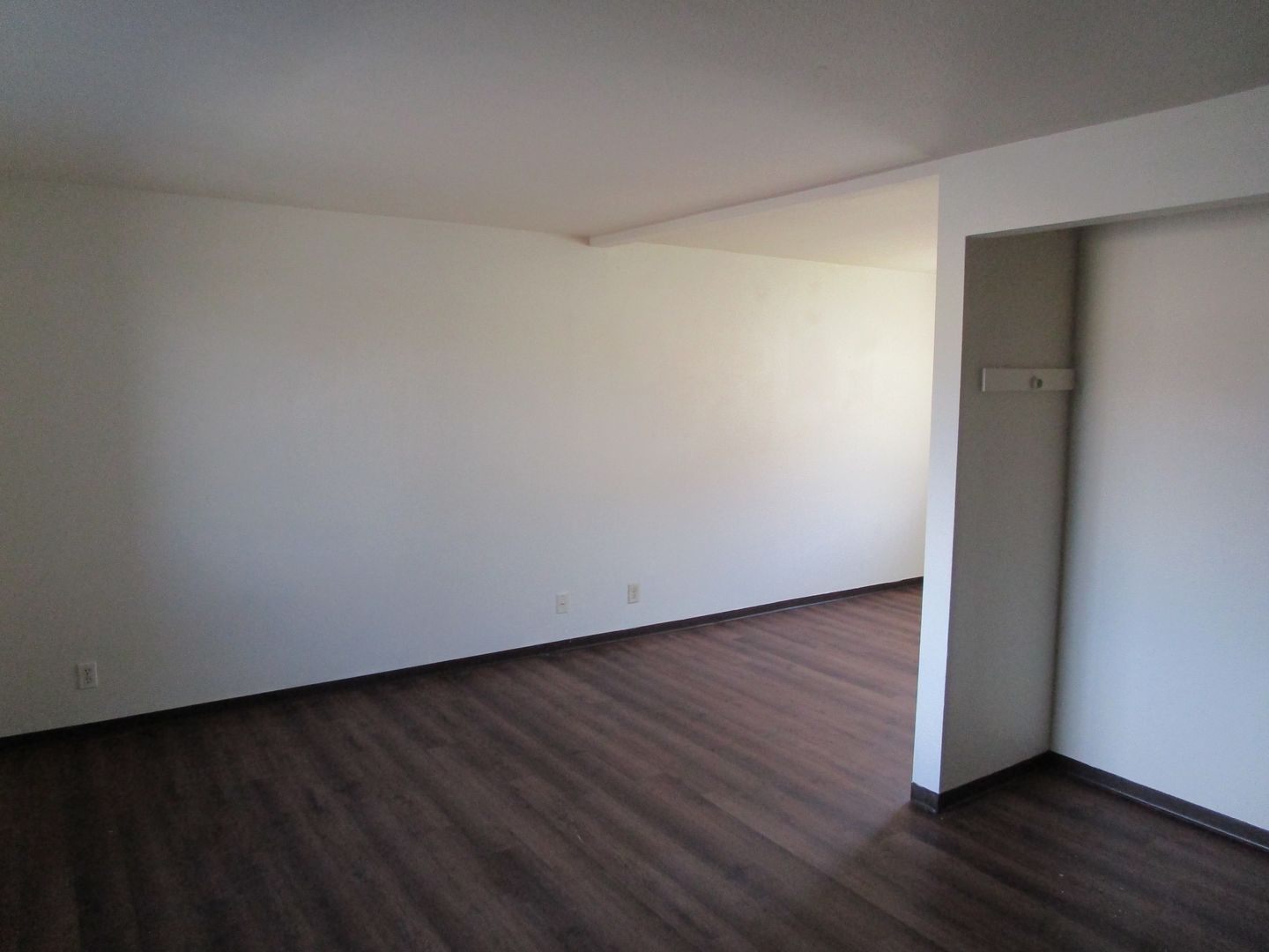 Prineville Apartment: 212 SE 5th Street