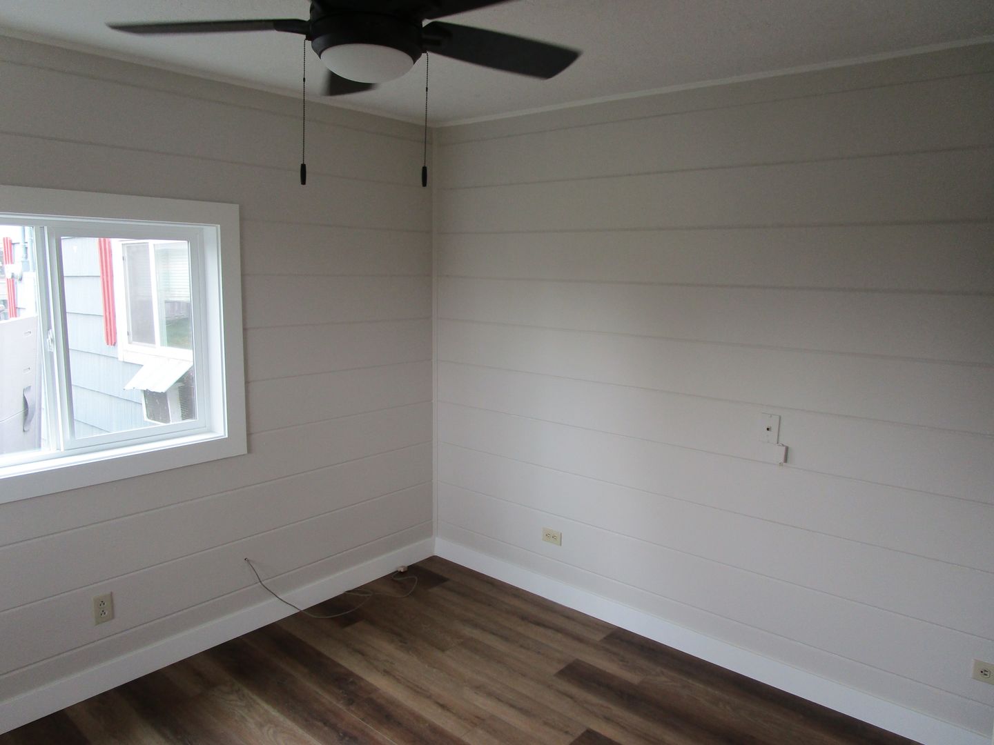 Prineville Apartment: 921 SE Combs Flat Road