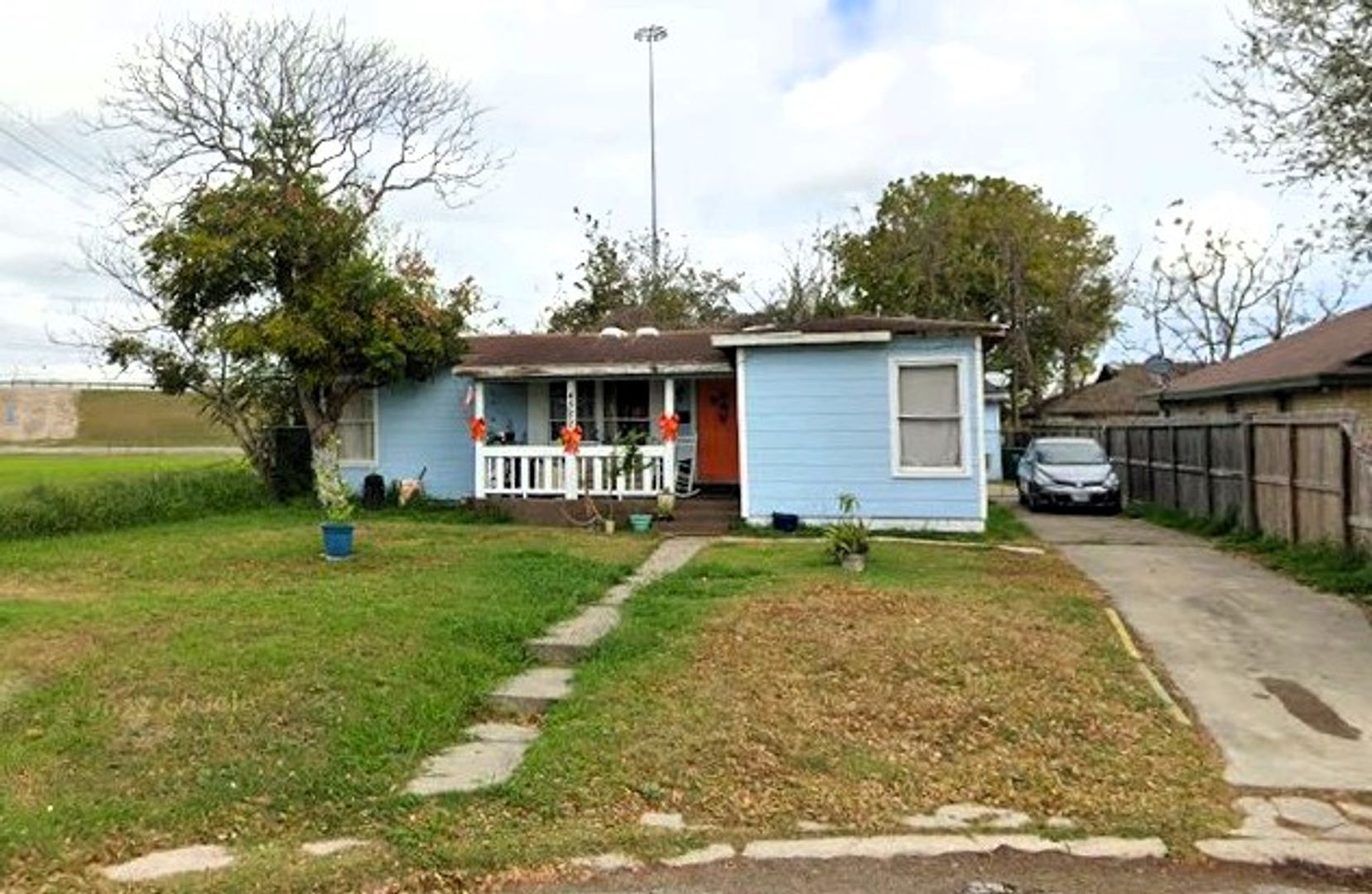 Corpus Christi House: 4522 North Cornelia Circle