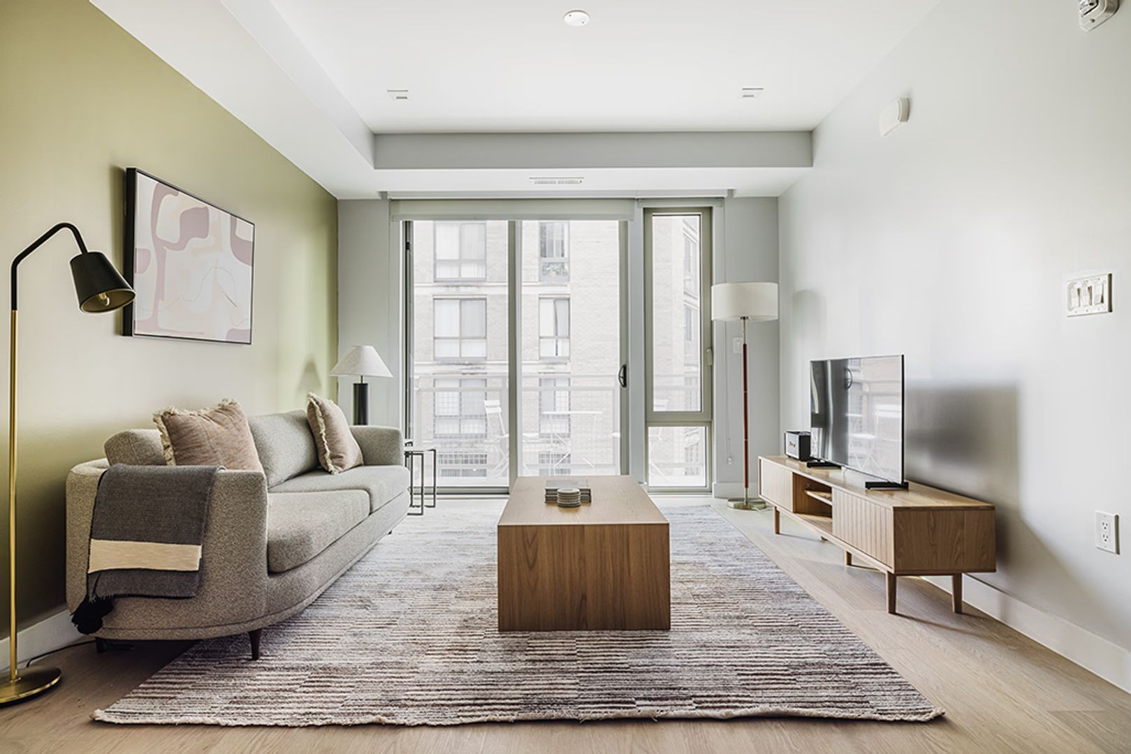 Washington Apartment: 1224 M St NW