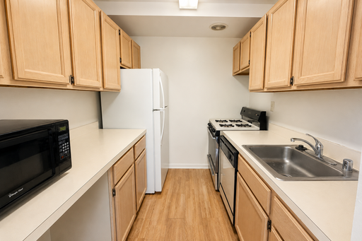Foxhall Terrace, 1 Bedroom 1 Bath #206 – photo 1