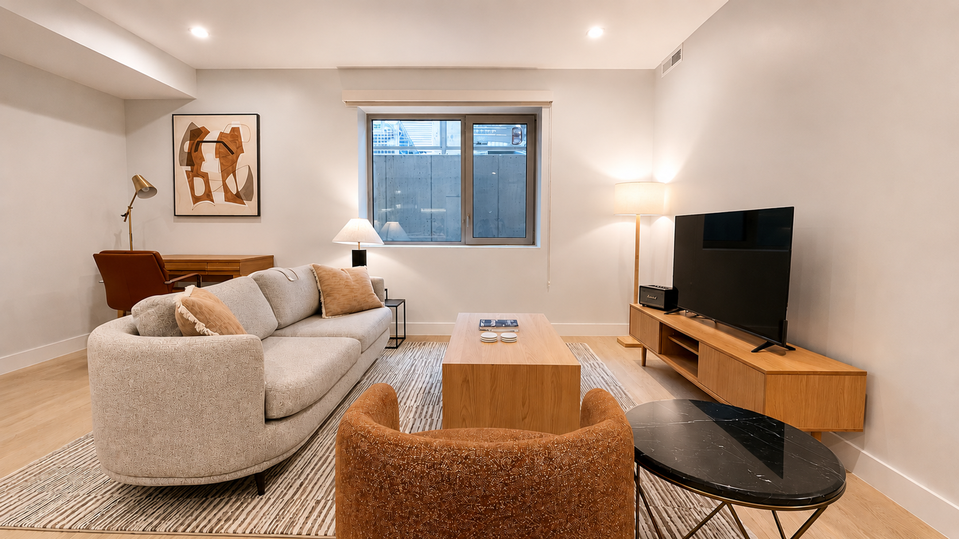Washington Apartment: 1224 M St NW