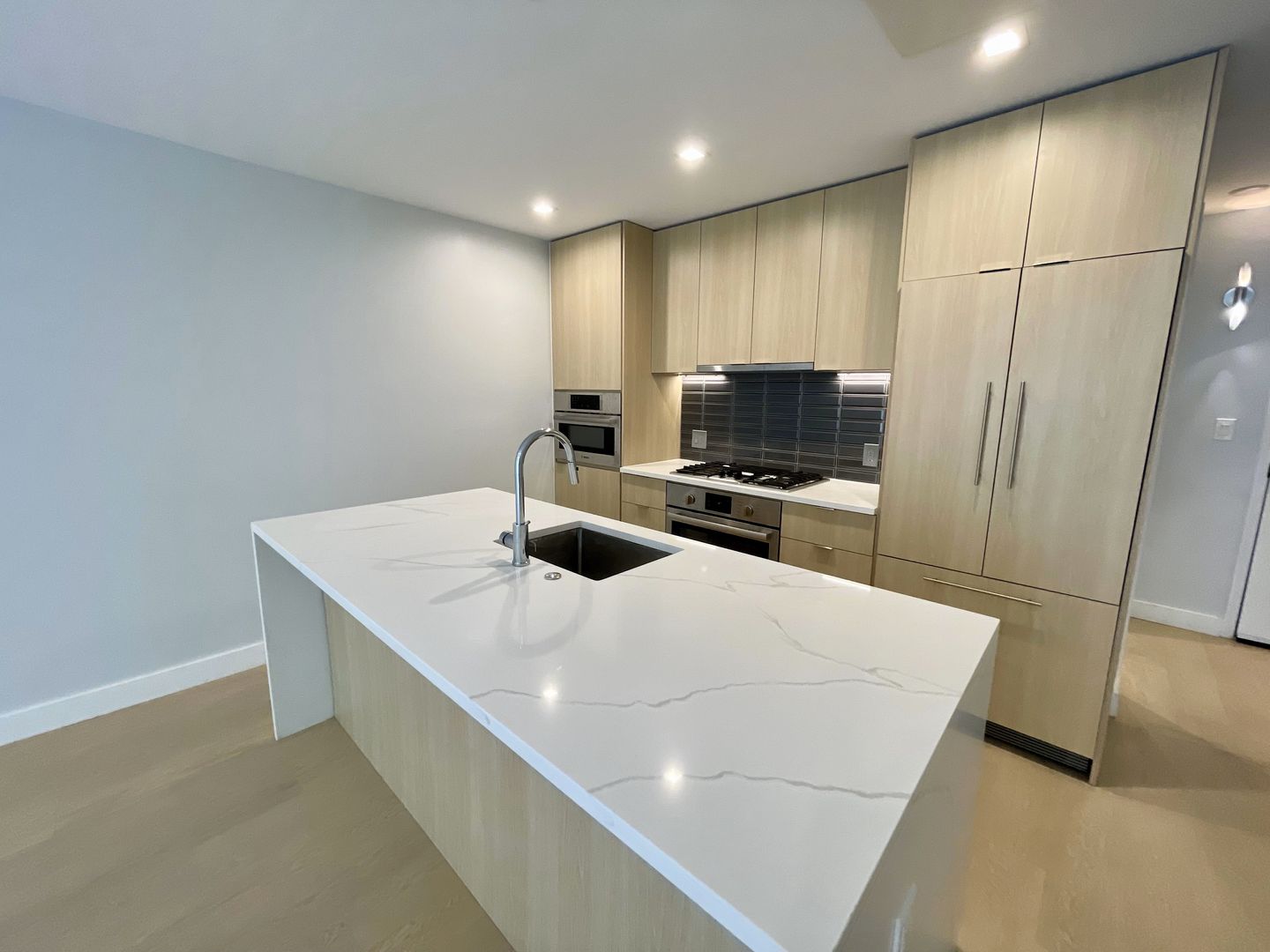 1224 M St NW Unit 203