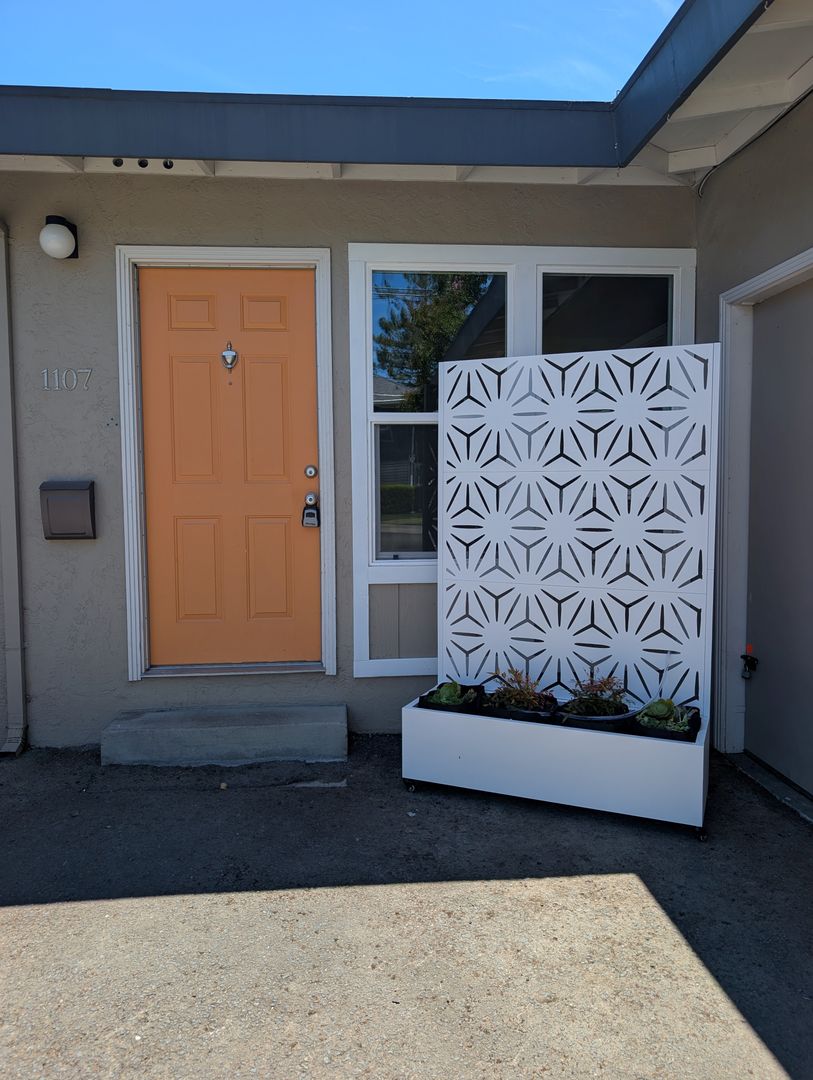 Napa Apartment: 1107 Vallejo Street