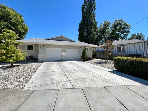 Two Bedroom Napa Duplex in Great Location – photo 1