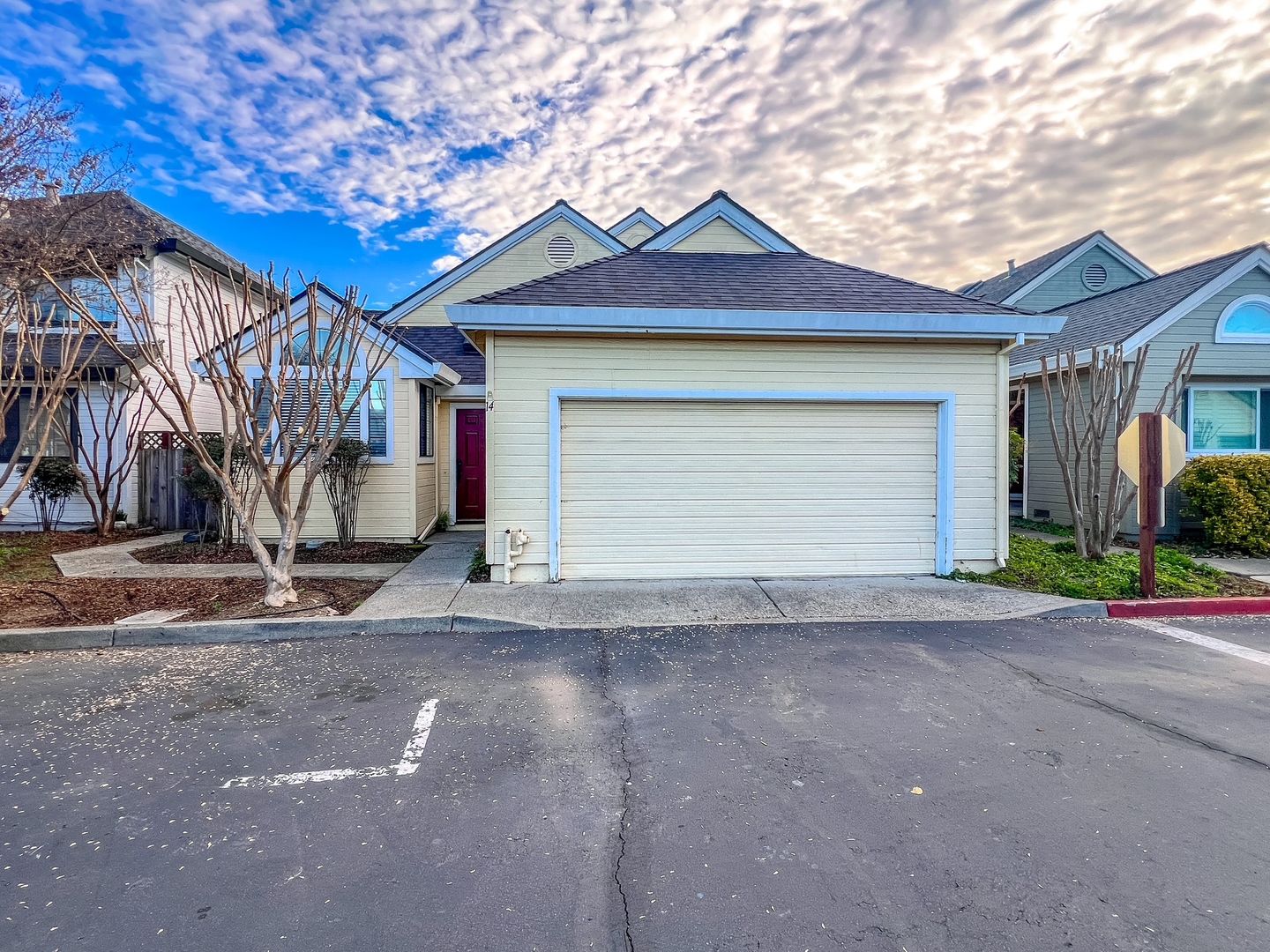 Napa House: 14 Valley West Circle