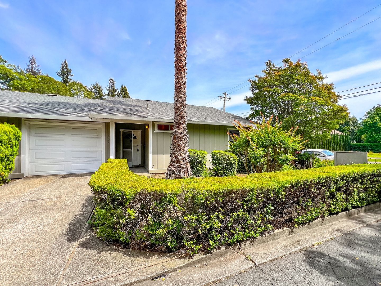 Napa Apartment: 2224-2252 Clay Street