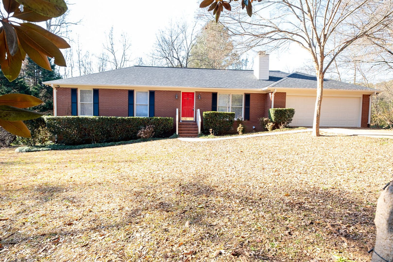 Athens House: 125 Honey Tree Drive