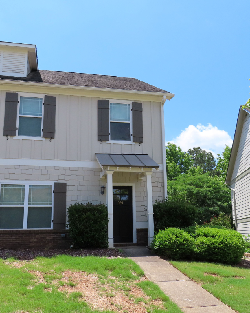 Athens House: 259 Oconee River Circle