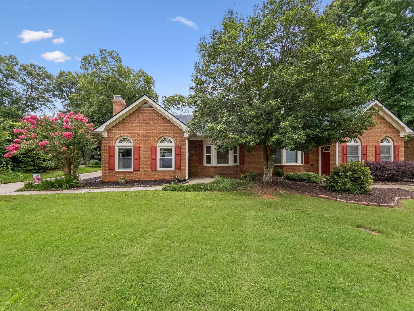 Athens Condo: 153 Ponderosa Dr
