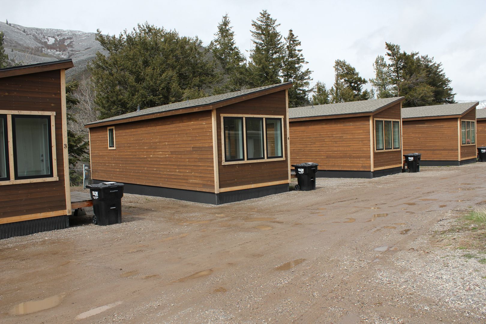 Jackson Apartment: 10755 S. Hwy 89