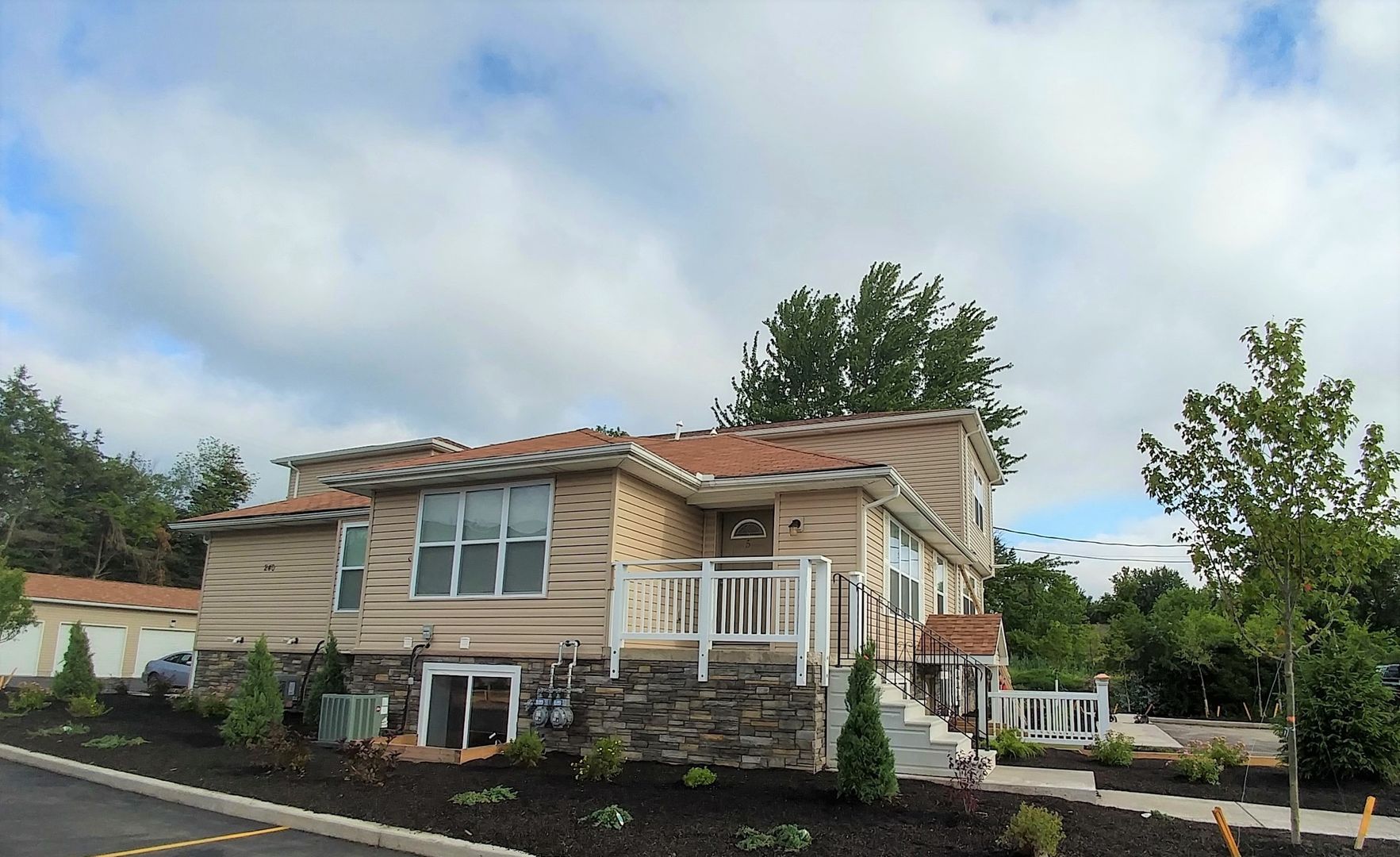 Getzville Apartment: 3160 Millersport Hwy