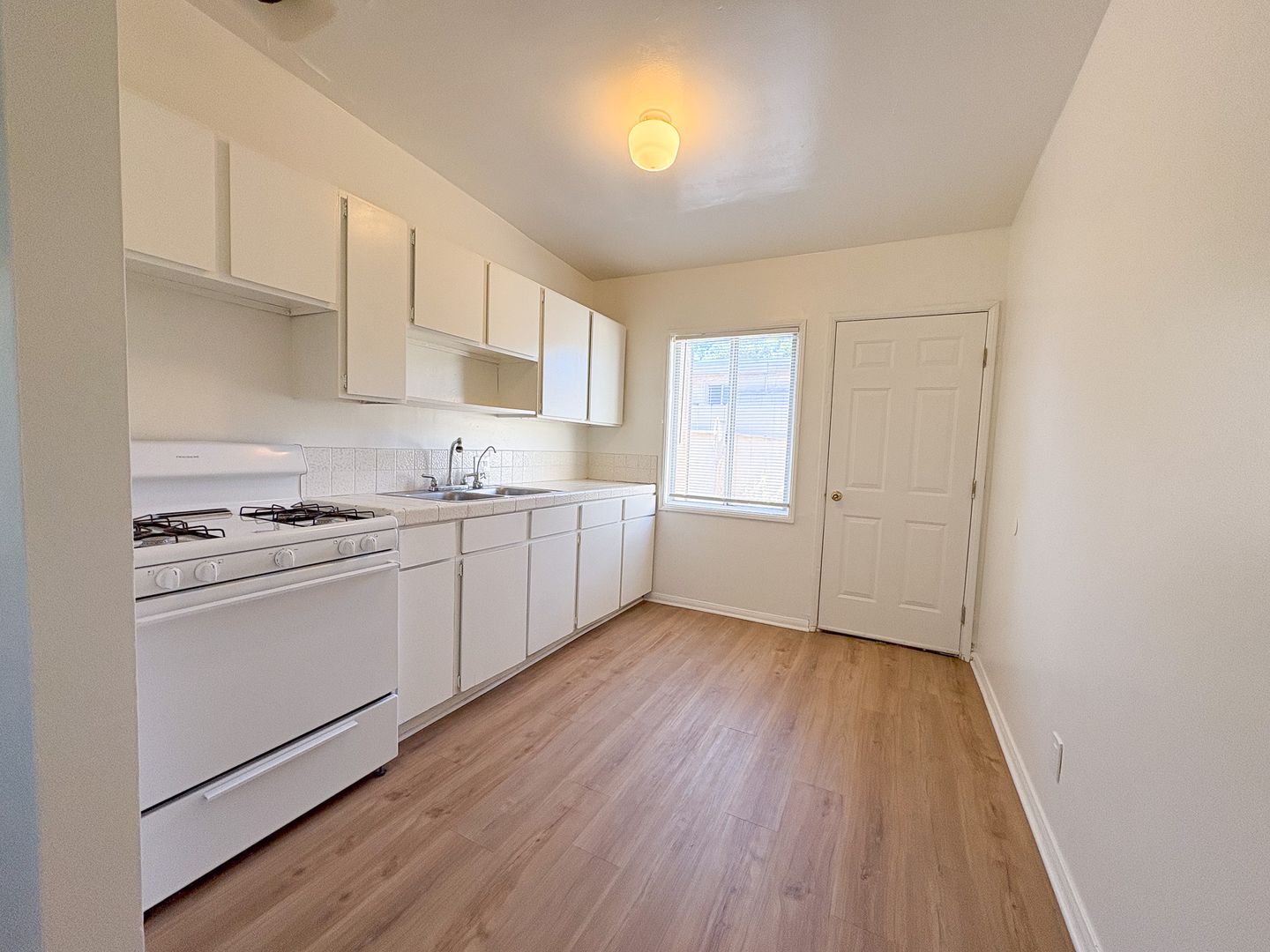 Lomita Apartment: 1800-1820 255th Street