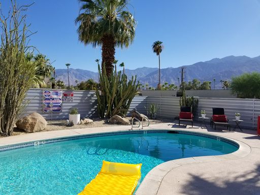 Great 2 Bedroom Palm Springs Apartment – photo 1