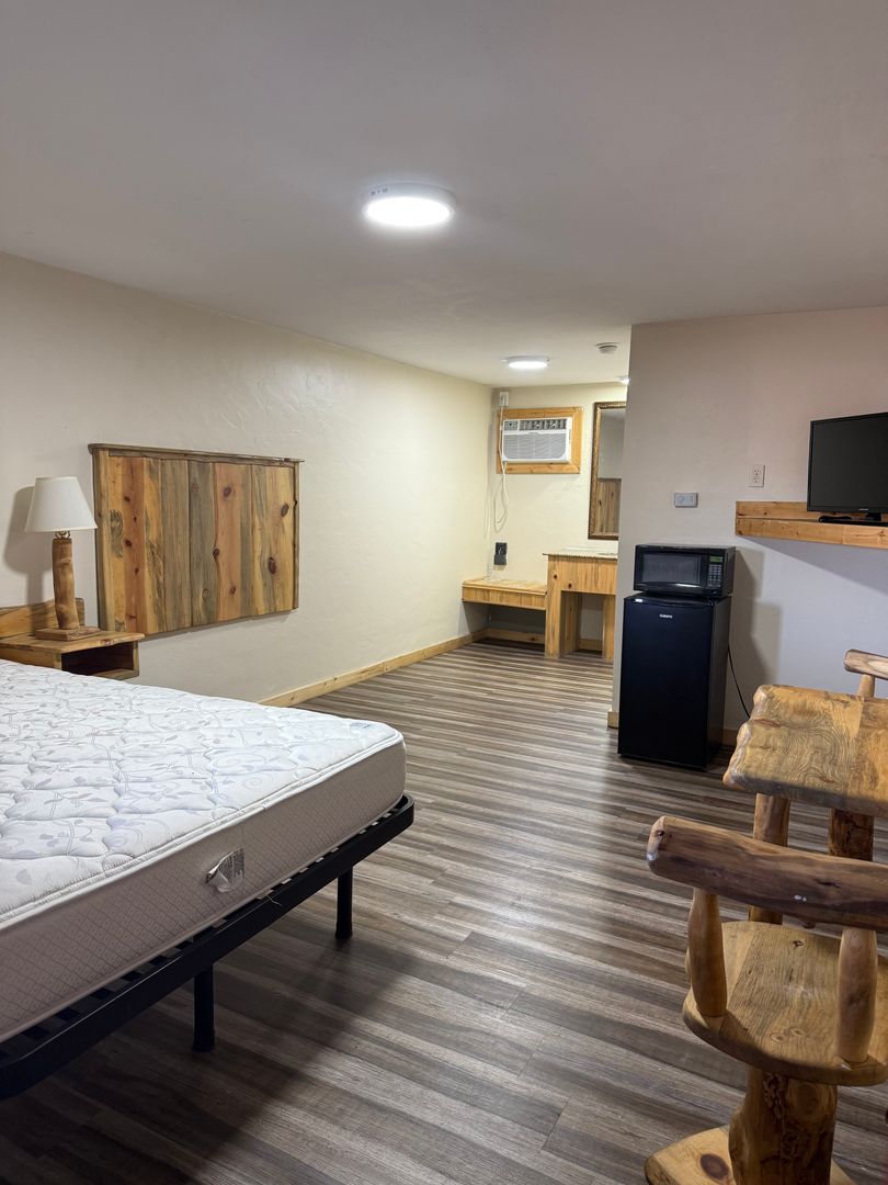 Cortez Apartment: 645 E Main St Cortez, Co 81321