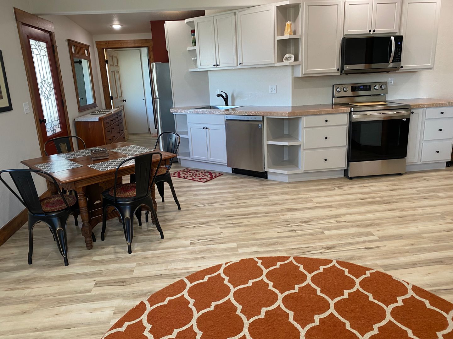 Cortez Apartment: 215 N. Harrison St.