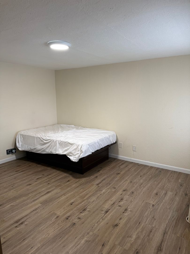 Cortez Apartment: 728 S Broadway Cortez, Co 81321
