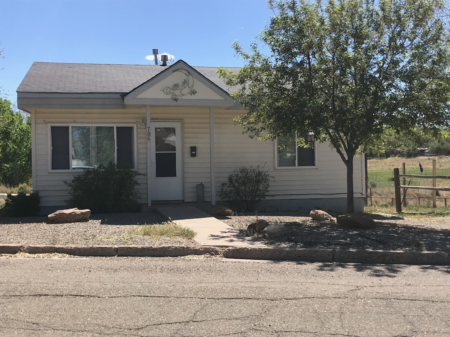 Cortez House: 706 Jordan PL