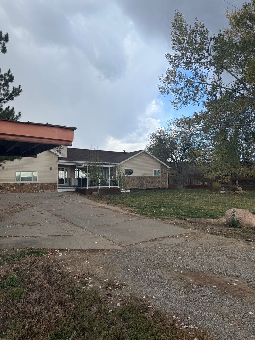 Cortez Apartment: 28236 Road H. Cortez, Co 81321