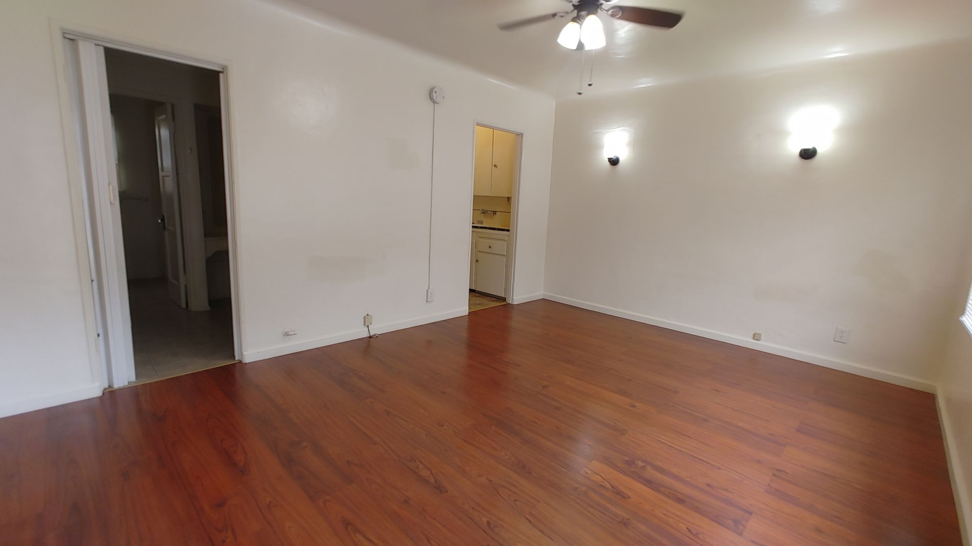 Los Angeles Apartment: 807 W. 30th St.