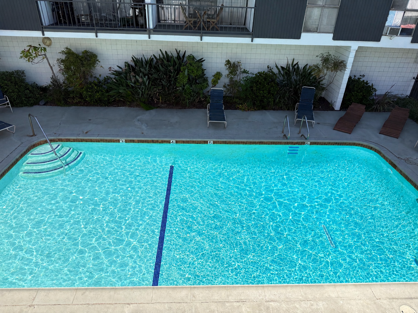 Santa Monica Apartment: 2643 Centinela Ave.