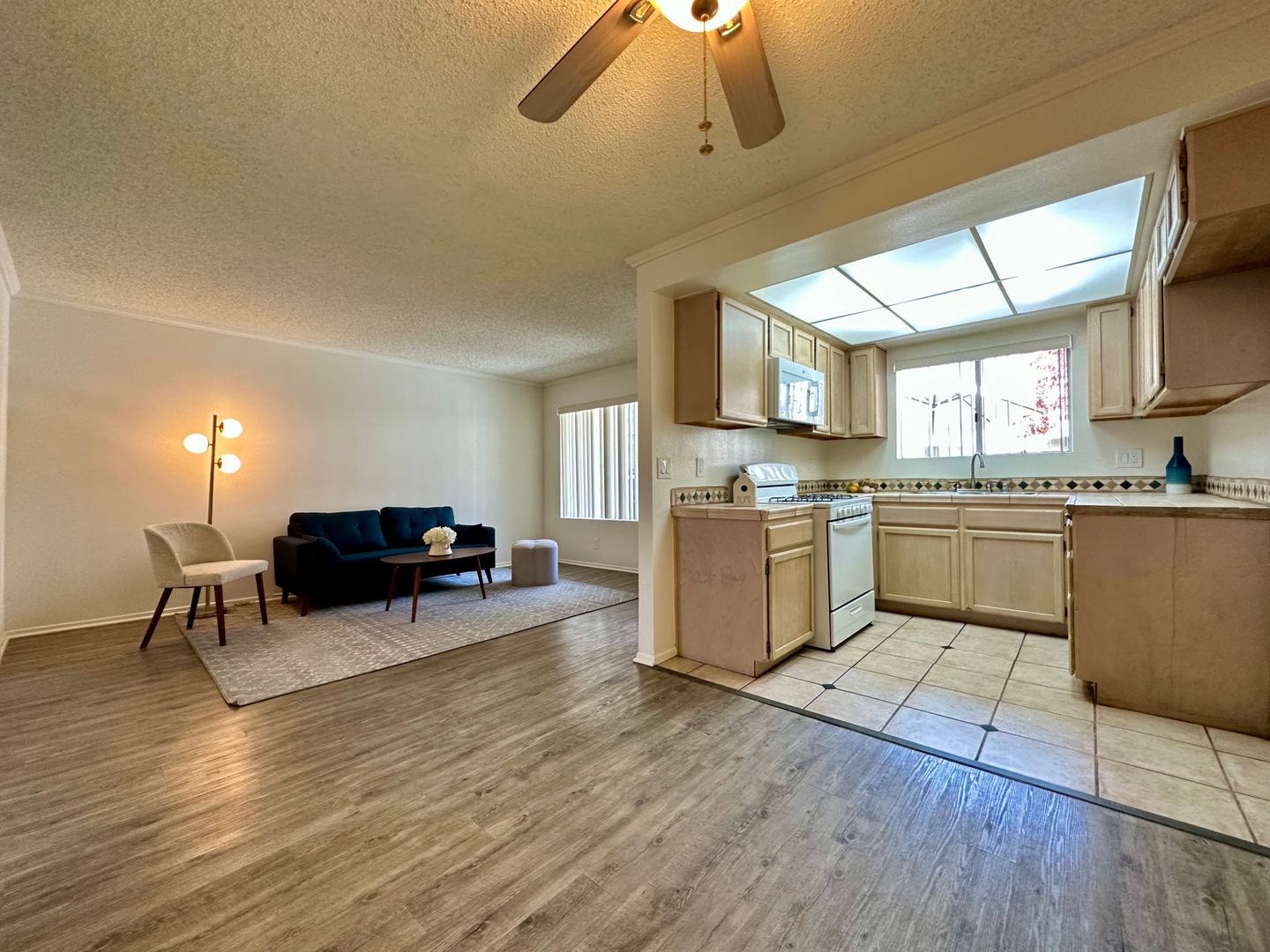 North Hollywood Apartment: 5640 Farmdale Ave