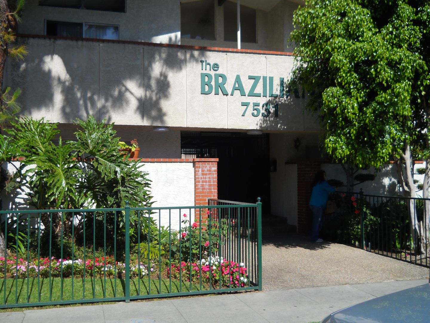 Reseda Apartment: 7531 Canby  Ave.