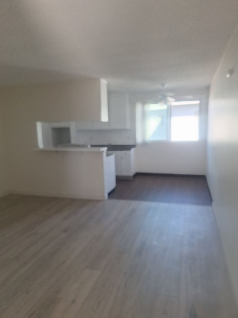 North Hills Apartment: 8615 Columbus Ave.